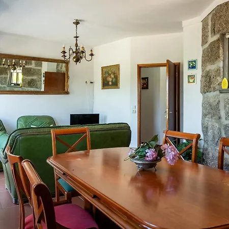 Leira Da Cruz Grande *