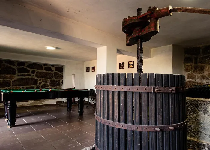 Leira Da Cruz Grande *