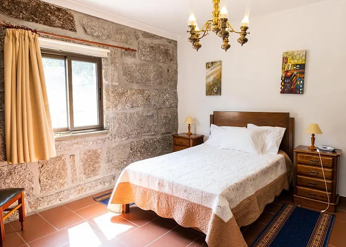 Leira Da Cruz Grande Castelo de Paiva